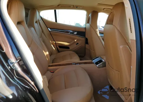 2012 Porsche Panamera 4S z USA, uszkodzony, nr VIN WP0AB2A76CL060521